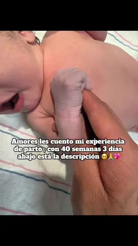 Llegue a parto natural con 3  de dilatación , sin epidural  Pero se me complicó mi parto a eso de las 11 de la noche cuando tenía  6 de dilatación, a mi bebé el suero pitocin, me le aceleró su corazón, y a mí me puso tiesa , y pues si o si tocó  poner la epidural, a las 3 de la  mañana cosa que me retrazo  las contracciones porque  estuve con 7 de dilatación asta  las 5:55 de la mañana, luego  van me chequearme a las 8 de la mañana y estoy en 8 de dilatación cosa que estuve haci desde las 8 de  la mañana me chequeaban cada  4 hras y seguían en 8 , llegué asta  las 7 de la noche y seguía haci  y me dicen que no sabían el porqué no pasaba de las 8 si según despues de las 6 de dilatación ya eso es más rápido , y en mi caso no fue haci y pues ya a eso de las 7 de la noche me a decir que me van a hacer cesaría porque ya pasó mucho tiempo cosa que no me gustó porque estuve sufriendo todas esas horas porque yo solo tenía dormirdo de las caderas para abajo y yo sentía cuando me daba las contracciones porque mi panza se ponía dura ,lloré porque no quería cesaría pero era lo mejor para mí porque yo estaba en riesgo porque Iba a perder mucha sangre en la hora del parto si seguía esperando a dilatar a 10 😔 pues ya a eso de las 7:40 me meten al cuarto de cirugía y mi bebé nació a las 8:02 de la noche, peso 7 lb con 4 onzas, y todo me salió bien Gracias a Dios , Dios sabe porque hace las cosas , oren mamitas que no es fácil Pero ya cuando tienes a tu bebé en tu manos es lo más lindo , y eso que ahí estuvo my boy y mi mamá apoyándome siempre desde que llegamos al hospital a sala de emergencia no se despegaron de mí en ningún momento y aún siguen aquí con migo ❤️🥹, y pues las enfermeras gracias a Dios todas se portaron muy bien con migo 🥺🙏 y en total fueron 31 horas de parto 😔  #embarazo #parati #momprincess #viraltiktok #fypシ 