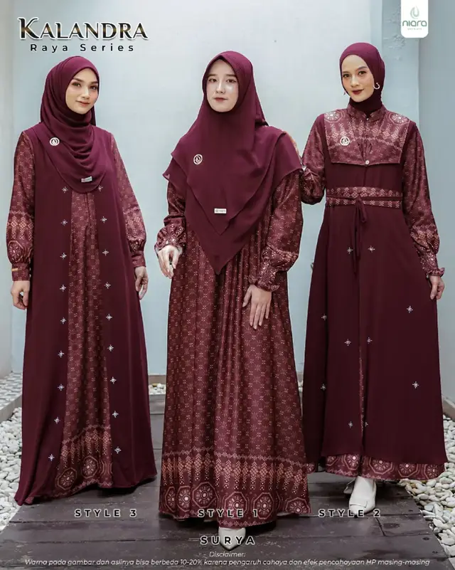 Kira-kira apa sih yang bikin kamu bahagia di Hari Lebaran?? 🤔 kalo minnia, bisa makan opor ayam bareng keluarga dan bisa foto bersama pakai Sarimbit Kalandra Raya series 😍💕 THE REAL HAPPINESS😍 Yuk abadikan moment bahagiamu pakai Kalandra Raya Series ❤ #sarimbit2026 #sarimbitlebaran #keluarga #kalandra #fypシ゚ 