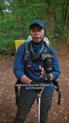 Minggu depan ekspedisi besar menanti. Sebagai persiapan, saya kembali naik gunung untuk aklimatisasi – pendakian terakhir sebelum berangkat. Kali ini saya ditemani Amazfit T-Rex 3 Pro 48mm Tactical Black. Fitur-fitur taktisnya benar-benar terasa relevan: lengkap, detail, dan sangat mendukung setiap langkah persiapan saya. Buat saya, ini bukan sekadar jam tangan outdoor biasa… tapi companion penting untuk ekspedisi besar nanti. Siap menantang batas bersama T-Rex 3 Pro? 🔥 #Amazfit #AmazfitTrex3Pro @Amazfit indonesia 