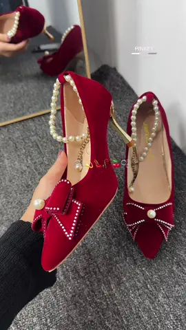 Kok bisa secakep ini heels nya#pinkey #sepatukekinian #heelswanita #heelspesta #sepatumurah 