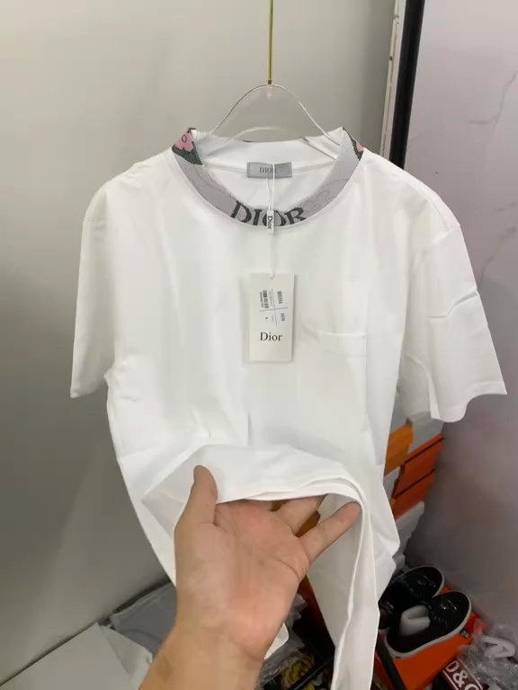 cập bến hàng cho anh em áo cổ tròn dior #thoitrangnam #xuhuong