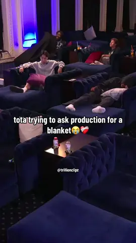tota struggling to ask production for a blanket😭❤️‍🩹 #mafiathon3 #fyp #trillionclips #kaicenatclips #kaicenat #tota 