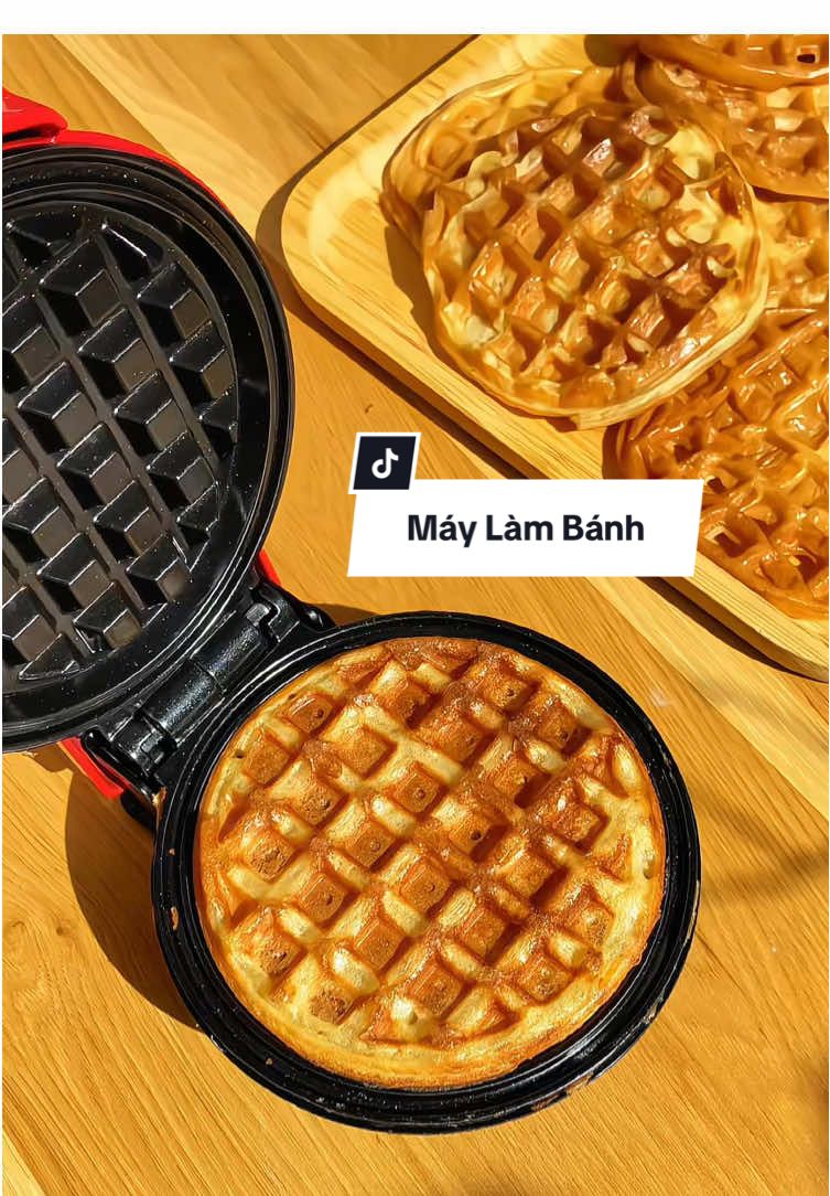 Không nghĩ cái máy nhỏ xinh mà nướng bánh ok lắm luôn #khoaitay2k #maylambanh #maylambanhwaffle #maylambanhkep #maynuongbanh 