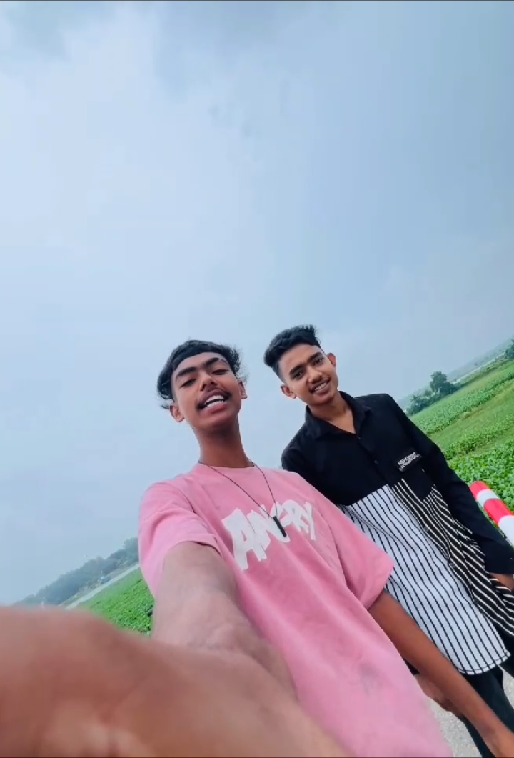 রক্ত ঘুমায় না ভাই.?  #foryou #foryoupage @Rafi shikder @sifat taj @Prince 👑 Rana vai 👑 @👑  EM ON  👑 @Alvi.Dadu 7 7 7 