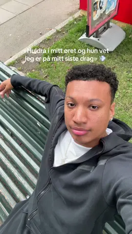 Vi bare viber asz @EJLIS☆🫀★🎸💋 #norskmusikk #fördig 