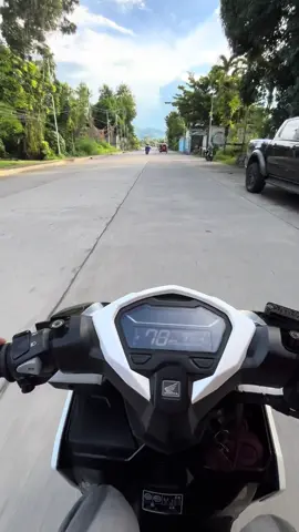 stroll #click #clickvario #vario #click125i 