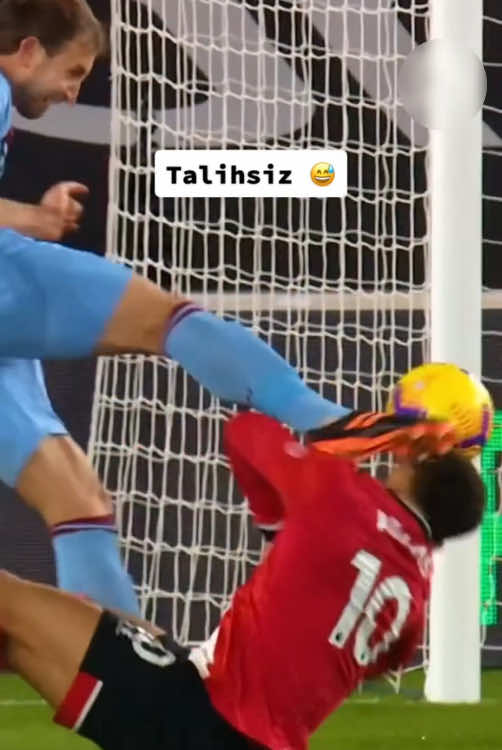Football talent ⚽️🤣. #funnyvideos #foryou #fyp 