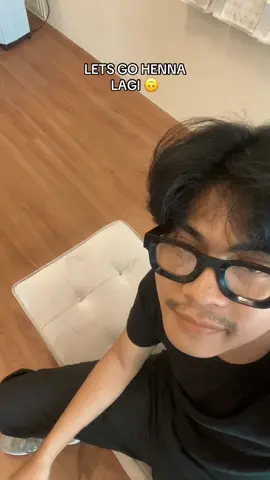 Freehand tattoo henna yuk, kalian lebih suka desain rame atau simple? ✨ #tokyoghoul #juuzousuzuya #tattoohenna #hennaart #inkmelab 