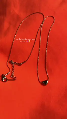 Shine Bright: 2025 Jewelry Trends Unveiled - Heart Necklace #jewelrytrends, #fashiontrends, #2025trends, #statementjewelry,  #creatorsearchinsights 