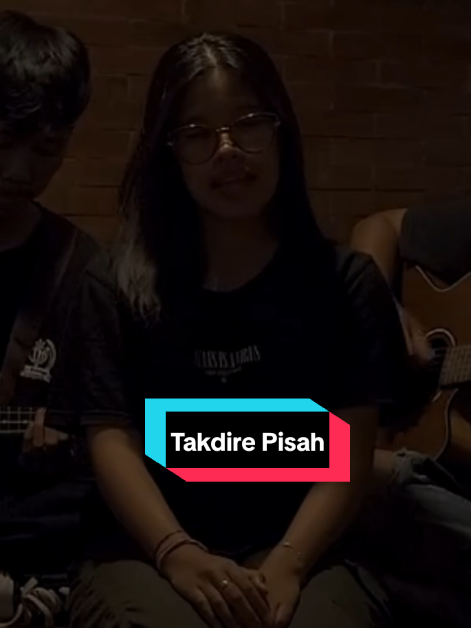 mosok krungu lagu iki ae nanges #liriklagujawa #takdirepisah #diorama #lyrics #musicindonesia 