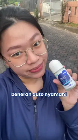 kamu suka ngelakuin kegiatan outdoor yang berlebihan? nah pakai ini biar ketiak tetap kering, merawat skin barrier ketika kita, dan kamu juga makin percaya diri pastinya! jadi ga khawatir lagi deh sama bau badan @NIVEA Official Store #yourunderarmhero #morethandeo #antibaubadan #deodorant #fyp 