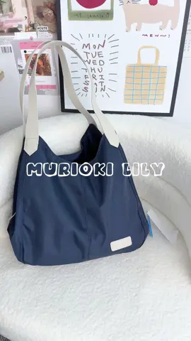 Three compartments bag! So convenient for sorting 💕 #murioki #whatsinmybag #shoulderbag 