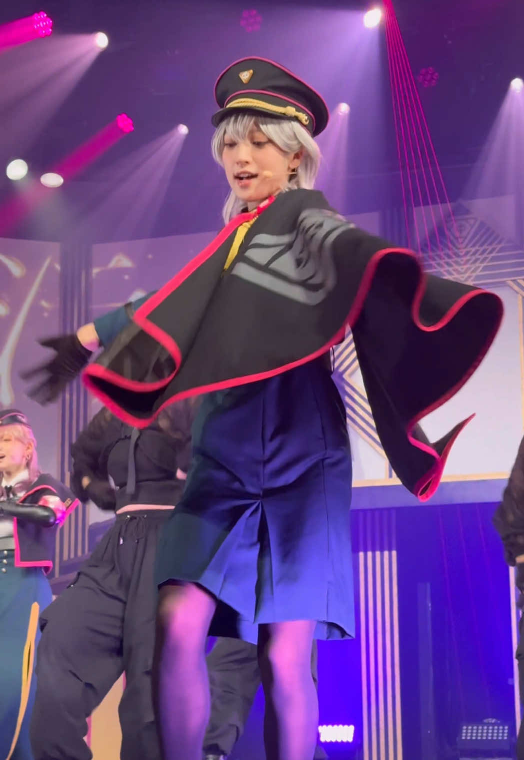 『ヒプノシスマイク -Division Rap Battle-』Rule the Stage -Ideal and Reality-   #ヒプステ #中王区 9/11 会員限定公演 QUEEN's Sanctuary ラスサビ #碧棺合歓 (#高橋桃子 さん) ハンドサイン、マントのひらみとか全部可愛い