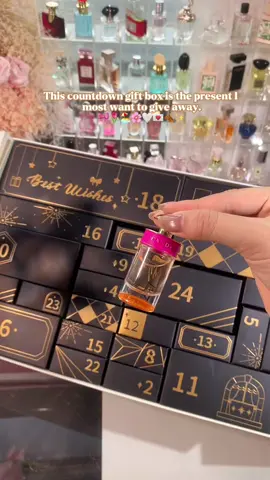 Opening the counterdown gift box!🥳#perfumes #parfumviral #parfum #perfumetiktok #miniperfumes 