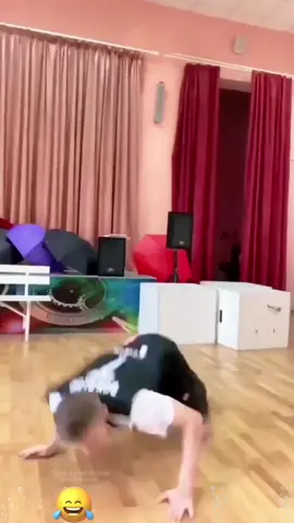 Interesting challenge failure 🤣🤣🤣#funny #funnyvideo #funnyfail #fail #fpy 