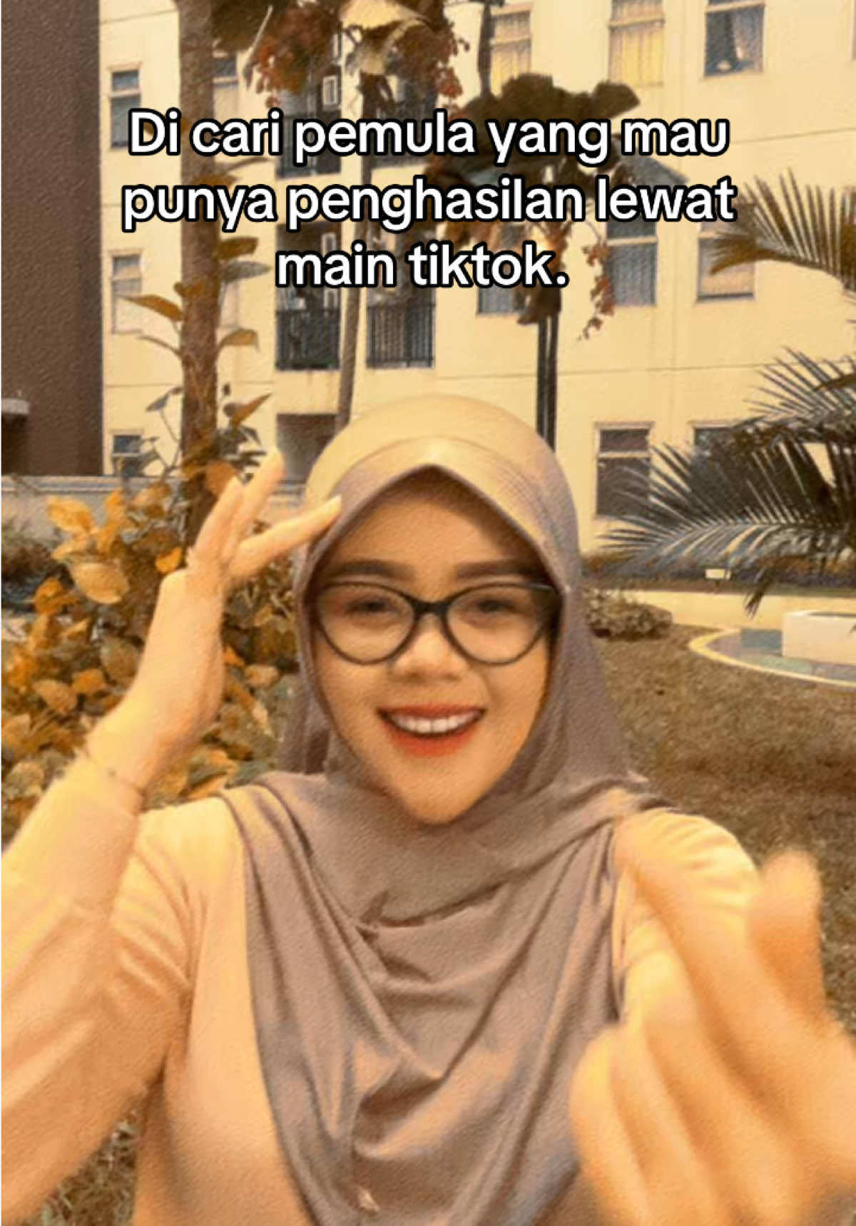Pemula mau aku ajarin caranya ???  Yuk sini aku ajarin cara hasilin cuan bareng di TikTok 🤑💋 #cuantiktok #pemulatiktok #affiliatetiktok #affiliatesmartclass #anggunownersmartclass 