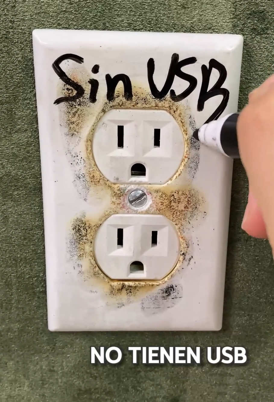 Esta regleta inteligente y segura está en oferta ahora, no te la pierdas, ¡ve a verla! #tiktokshoprestock  #fallfreshness #surgeprotection #blowthisup #powerbank 