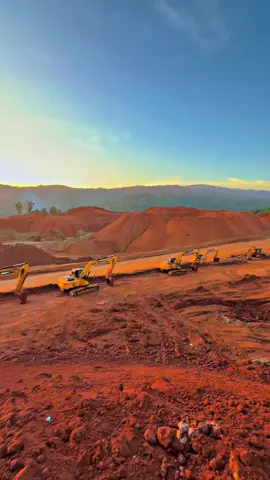 Tambang nikel siuna〽️👷🏻‍♂️#sunset #lewatberandafyp#luwukbanggai 