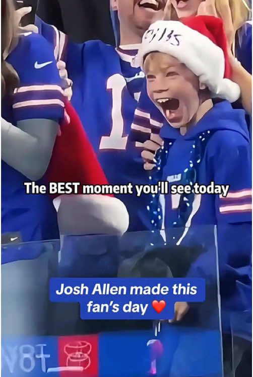 The BEST moment you’ll see today💙 #nfl #sportsmanship #respect #wholesome #athlete #footballplayer #viral #fyp