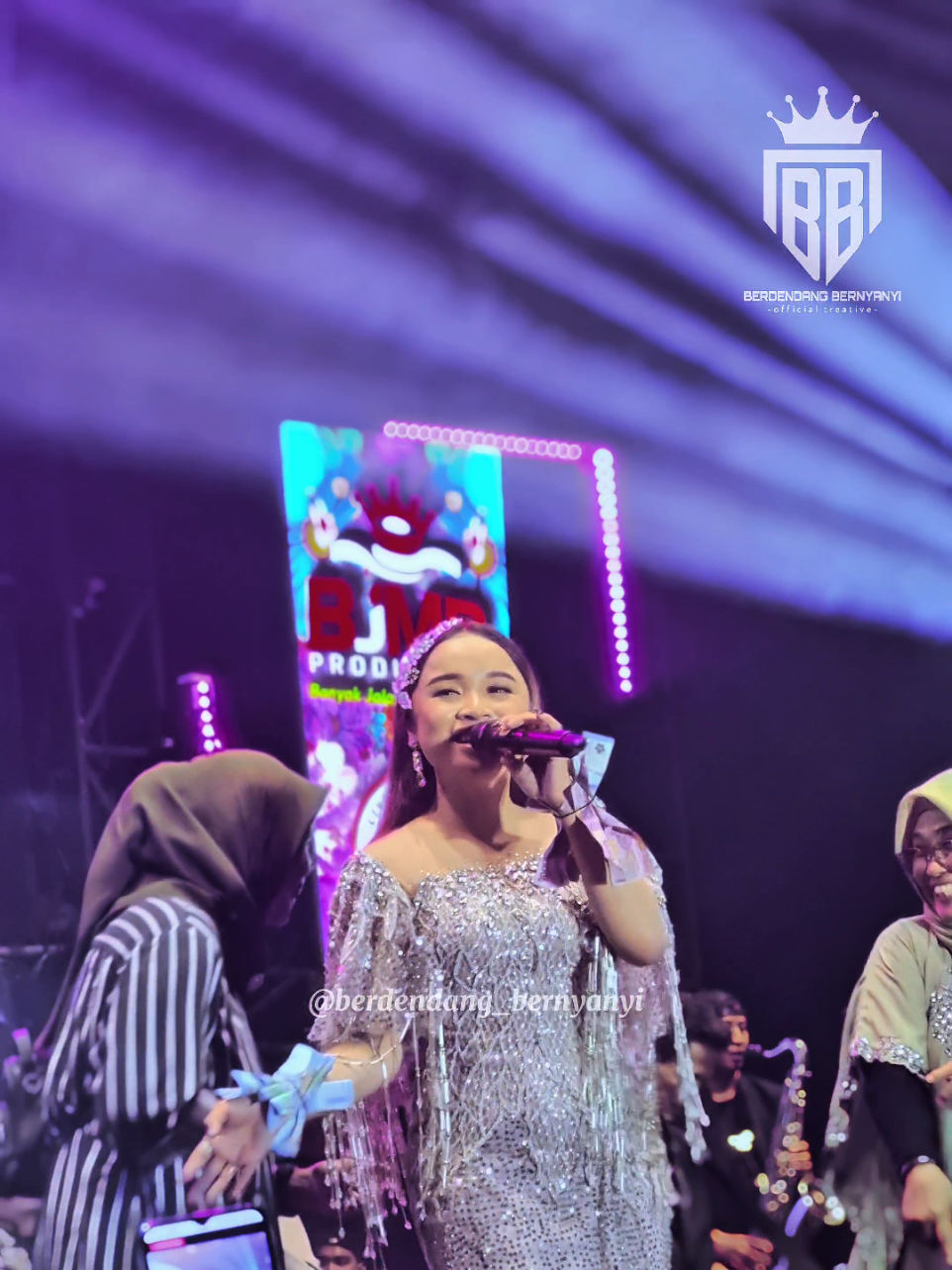 Tasya Rosmala - Asmara Terpendam @nctasyaaa  @mardatilagroup  #fyp #mardatilagroup #tasyarosmala #asmaraterpendam #berdendang_bernyanyi 