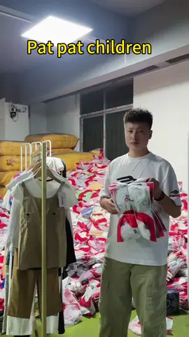 We have tens of thousands of Patpat children's clothing in our warehouse, including short sleeves, jeans, skirts and suits.#patpat 