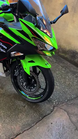 Ninja 400 edit #fyp #kawasaki #ninja400 #motoesportiva #zx4rr 