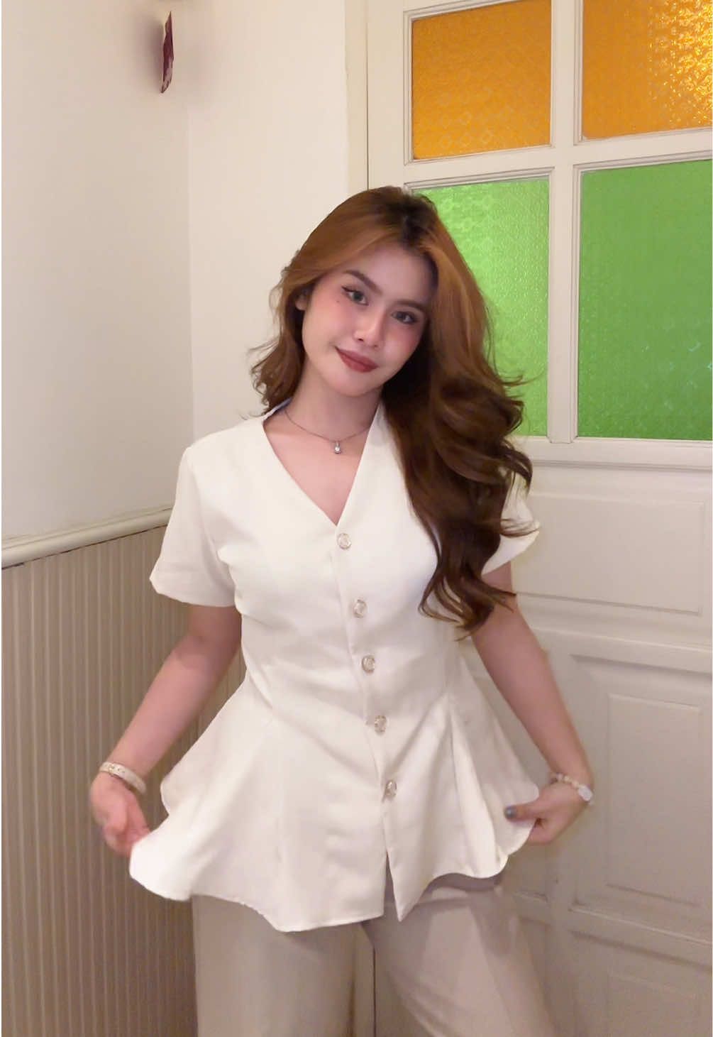 spill top yg bikin keliatan proposional kak #spill #rekomendasi #top #atasanwanita #outfit 