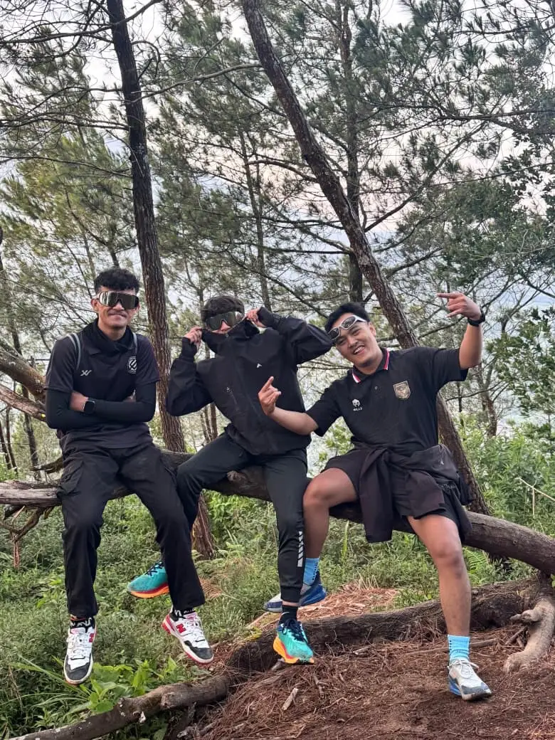 #pendakigunung #pendakiindonesia #pendaki #telomoyomountain #magelang24jam 