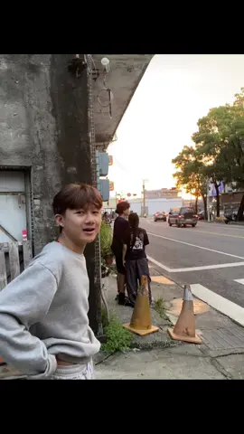 如果我能早一點長大，是不是就不會失去你了🪐#