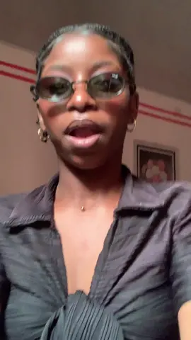 Hoje é o aniversário dele.🥳❤️ Não vou mencionar ele porque sei a ele não vai ver.😔 #ceuzia #angola #brasil #palop #veigh #memesengracados 