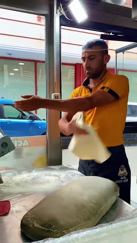 Acil Kuzu Döner’de sıcak tandır lavaşıyla hizmet devam ediyor #kars #kasfetteyiz #funny #ftp #doner 