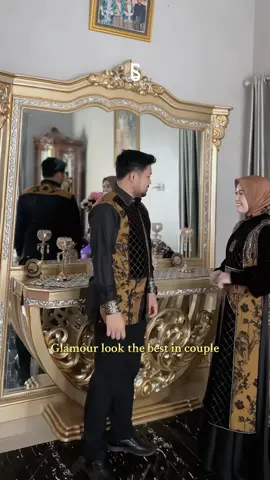 Glamour in couple! Cakep banget kalau glamour Lina Sukijo dipakai sepasang gini yaa🥰😍😍 ini glamour Evanthe IDR 7.990.000 dan Kemeja Evanthe IDR 2.100.000 bisa pesan di reseller kami @Hj.Rachmi #linasukijo #fyp #fashiontiktok #dresslinasukijo 