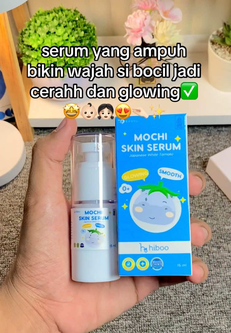jatuh cinta banget sama serum ini😍✨ wangii & ampuh bikin wajah si bocil jadi makin cerah, halus, dan glowing🤩✨👶🏻👧🏻🥰 #mochiskinserumhiboo #hiboomochiskinserum #serumwajahanak #skincareanak #perawatananak 