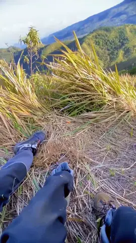 #pendakiindonesia #mountain #pendakigunung #lawumountain #mongkrang2194mdpl @suaraalamindonesia @mountainesia @pendakiindonesia @Lawumountain 