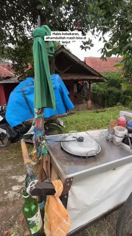 Ayah adalah the best hero in the world#fyp #berbagiituindah #mangdonat #pejuangrupiah 