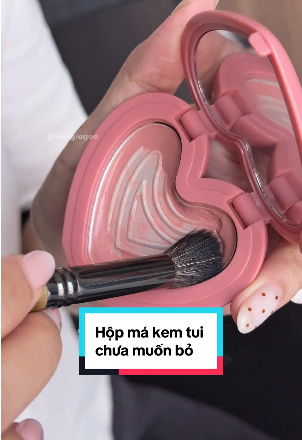 Má kem lilybyred 08!  Không phải vì kẹt mà là quá keo!! #songiagoc #makem #makemlilybyred #lilybyred08 #makemlilybyred08 