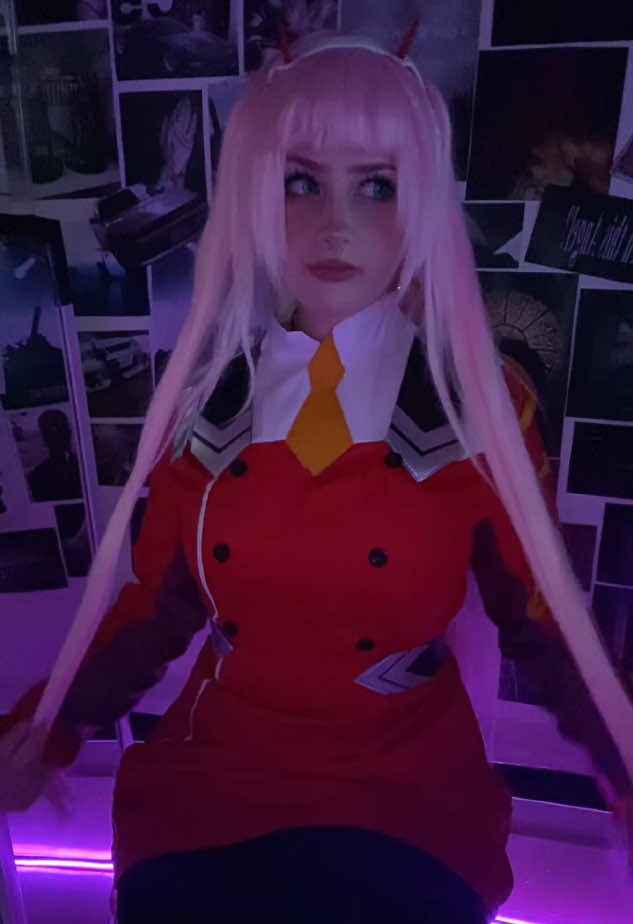 🤙🤙🤙 #cosplay #fyp #anime #waifu #zerotwo 