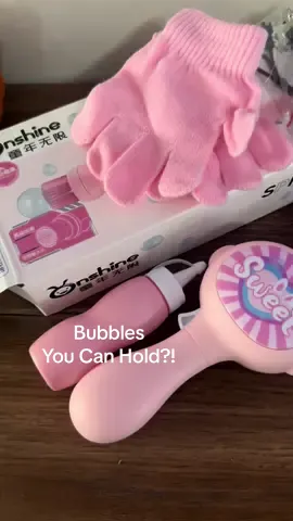 🫧✨ Just found the coolest fog bubble wand – you can actually hold the bubbles without them popping! Waiting for my little girl to get home to test it out 👀💖 Part 2 coming soon… #bubbles #giftideas #christmasgift #tiktokmademebuyit #fyp 