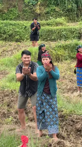 Dharapaniko jindhaganiko 🥰 @Sidartha Aale #fypシ #foryoupage #nepalitiktok #laxmigurung💫 @Dip Koke Gurung 