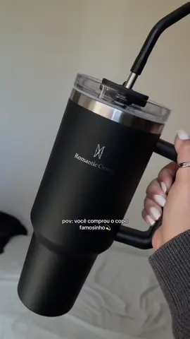 Copo Térmico Inox ROMANTIC CROWN Portátil 1200ml/1.2L Garrafa Térmica Inoxidável com Tampa e Canudo https://s.shopee.com.br/4L6uqTHqMN Curte, comenta e compartilha! #copotermico #garrafatermica #inoxpremium #romanticcrown #acessoriosportateis #estilodevida #hidratacaodiaria #lojinhassecretas #copoinox #termicoportatil #copo1200ml #FitnessLifestyle #cafesequente #aguagelada #utilidadesdomesticas