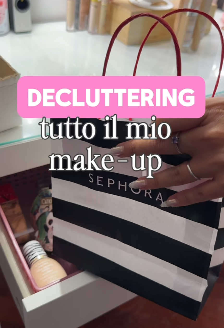 Decluttering make-up  #decluttering#declutteringtips#pulizie#makeup 