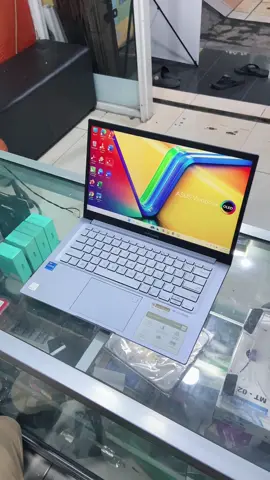 💻 Laptop kenceng? Desain kece? Harga masih masuk akal? Asus Vivobook GO 14 A1402ZA jawabannya! 🔥 ✨ Spek ngebut buat multitasking harian: 🔹 Intel Core i5-1235U Gen 12 – Cepat & hemat daya ⚡ 🔹 RAM 16GB DDR4 – Buka tab & aplikasi banyak tetap lancar 🔹 SSD 512GB M.2 NVMe – Simpan file, tugas, sampai project gede 🔹 Intel Irish XE Graphics – Visual jernih buat kerja & hiburan 🔹 Layar 14” FHD IPS 100% sRGB – Warna lebih hidup 🌈 🔹 Windows 11 Original + Keyboard Backlit + Engsel 180° 🧠 Cocok buat: – Mahasiswa pejuang skripsi 🎓 – Freelancer multitasking 💼 – Kerja kantor biar makin produktif ☕ – Konten kreator pemula atau hobi desain 🎨 👜 Bonus: Unit + Charger + Tas random 🔋 Baterai super awet, siap nemenin seharian! 💸 Budget 5 jutaan, fungsi maksimal. Asus Vivobook GO 14 – laptop stylish & powerful buat anak muda produktif 🚀 #laptopkudus  #laptopbagus  #laptopsecond  #laptopjepara  #laptopbekaskudus 