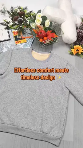 A true essential 🖤 This crew neck fleece sweatshirt combines classic style with cozy warmth, making it perfect for layering or wearing solo. Whether it’s a casual day out or a chill night in, this piece has you covered 🙌#OOTD #fyp #hoodie #clothing #fleecehoodie 