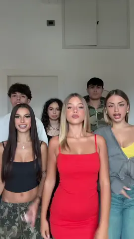 Approvato questo gruppetto?@gaiarago👧🏼 @MuraA @francescagrasso @Turna tolu @tetta🌟 