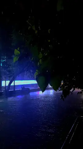 Kise Puchu Hai Aisa Kyu💫🕊️🍁 . . . . #lyrics #aestheticvideos #junaid_esthix #unfreezemyaccount #fyp 