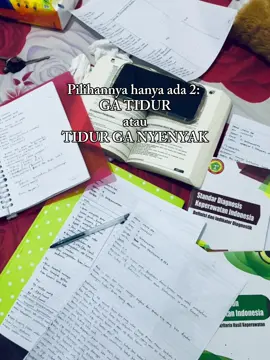 Tiap malm d sleding tgs💀#mahasiswakeperawatan #calonnakes #perawat #fypage 