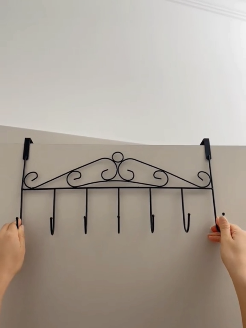 Móc treo sau cửa nhỏ gọn #giadung #dogiadung #giadungtienich 