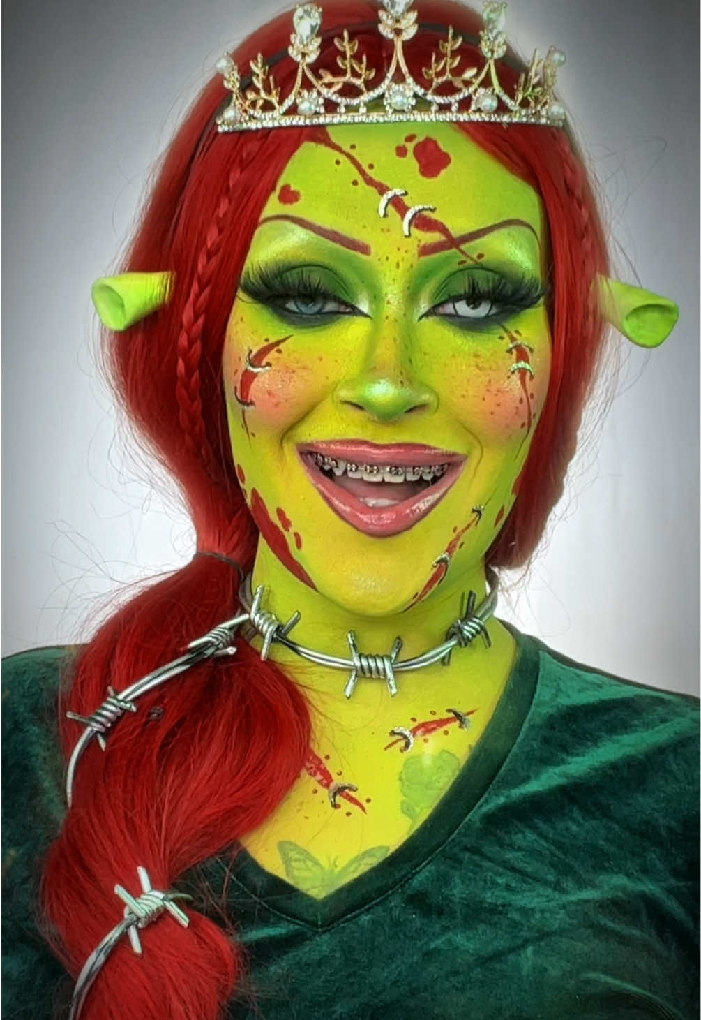 Zombie Fiona 🧠🥀 #shrek #zombiemakeup #halloweenmakeup #sfx #trend 