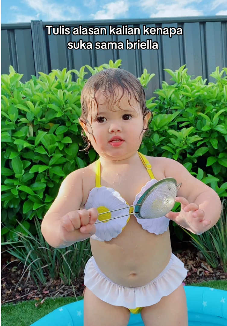 Apa alasan kalian suka sama briella ????