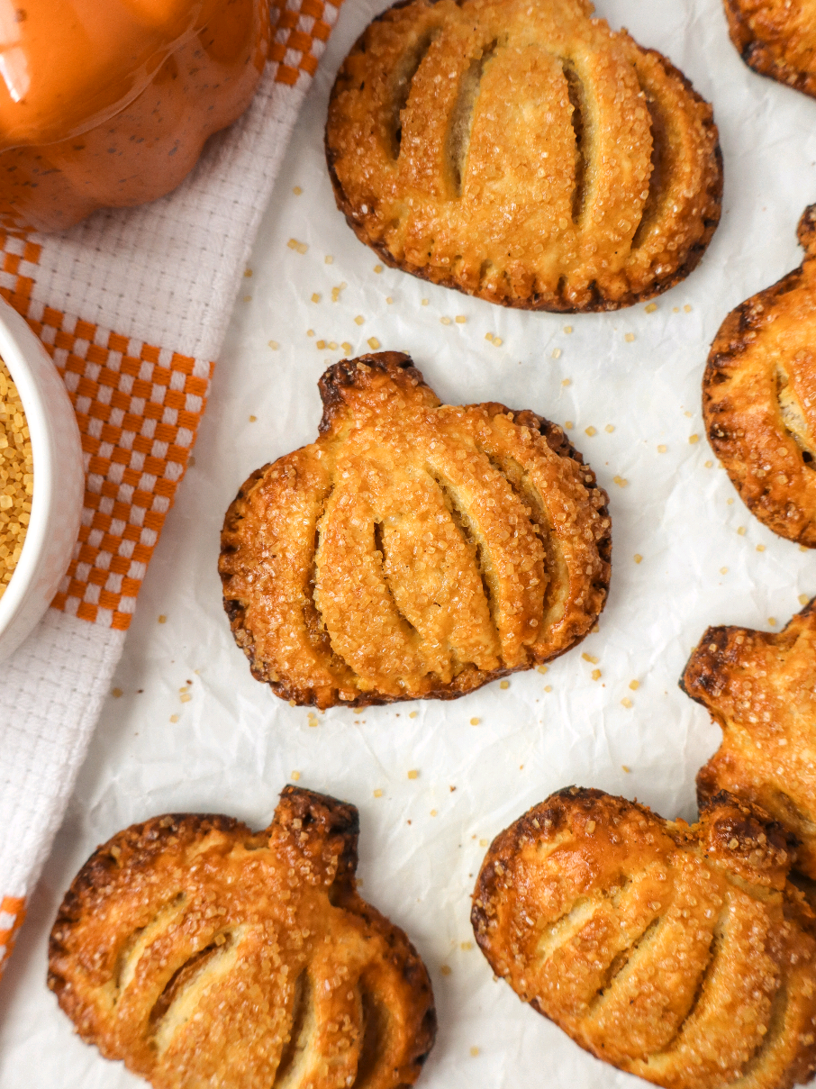 Pumpkin Hand Pies 🎃🍂 #fallbaking #handpies #pumpkinseason #pumpkinrecipes 